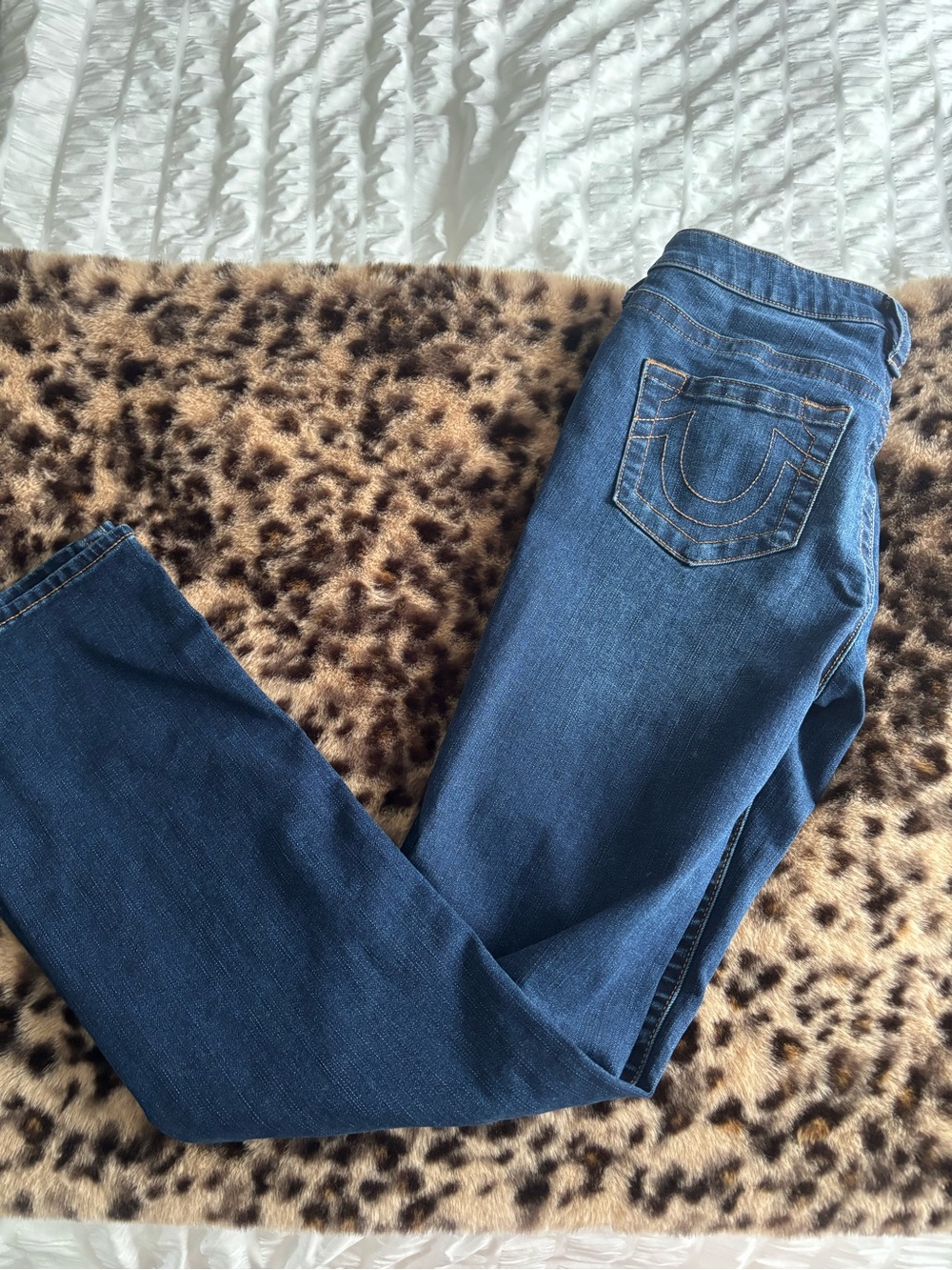 True Religion mid rise straight leg jeans - Picture 2 of 4